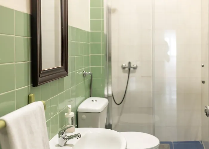 Πανσιόν Daniela's Central 202